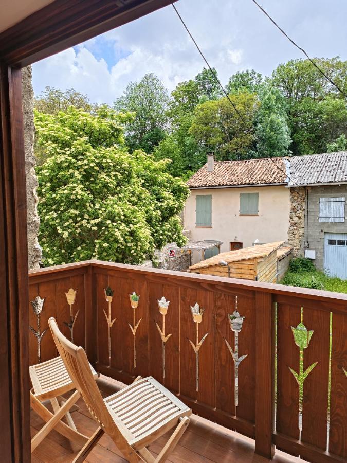 L'Oustal Des Amis Villa Belcaire Dış mekan fotoğraf